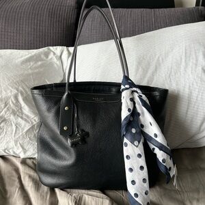 Y2K RADLEY LONDON Black Leather medium Tote with dog charm and Polka Dot lining